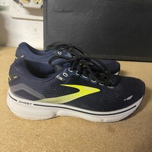 Brooks Ghost 15 Men's Running Shoes - Navy and Yellow